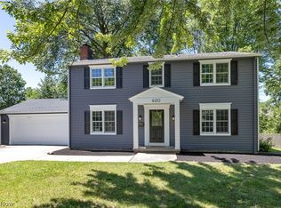 620 Lindford Dr, Bay Village, OH 44140