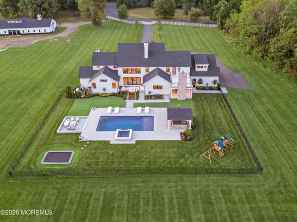 8 Hillcrest Drive, Colts Neck, NJ 07722