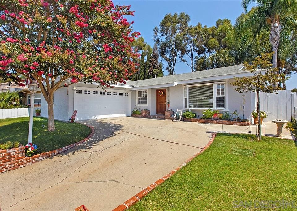 1st image of 6463 E Lake Dr