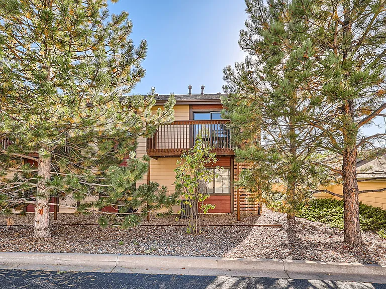 691 Canyon Dr — Photo 31