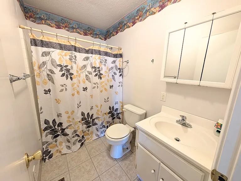 8209 County Road 1082 — Photo 10