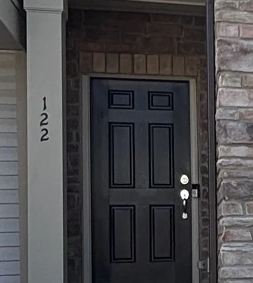 122 S Buck Tavern Way — Photo 2