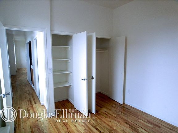 4th image of 148 Stuyvesant Ave Ste 1