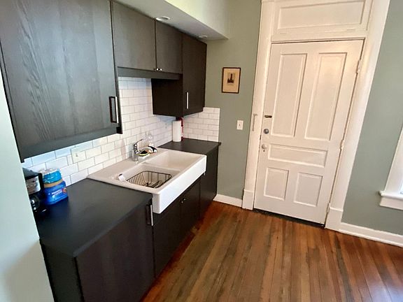 5th image of 33 Latta Ave #33