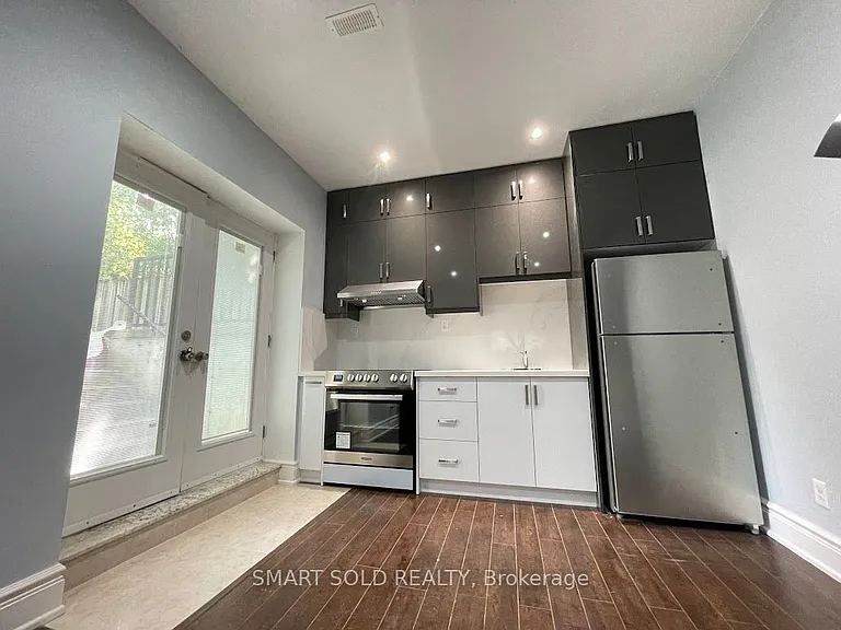 11 Lurgan Dr #BASEMENT — Photo 5