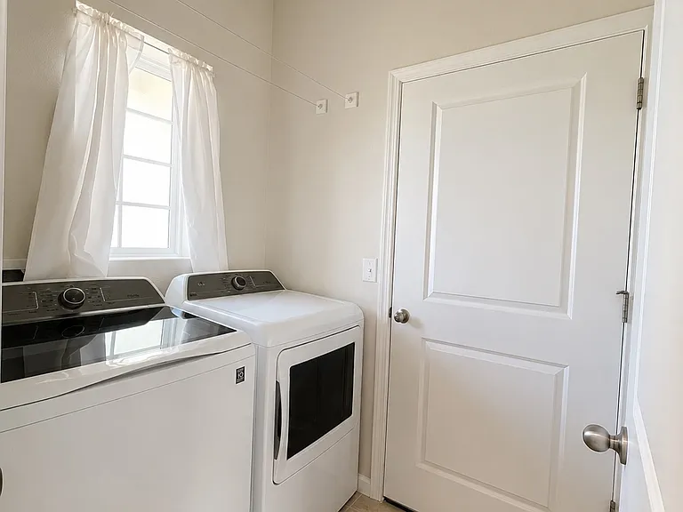 10507 High Noon Trl — Photo 12