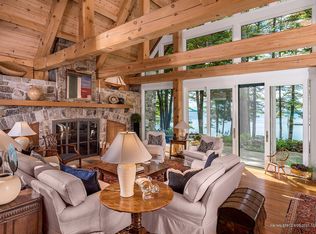 58 Sunset Chimney Rd, Raymond, ME 04071