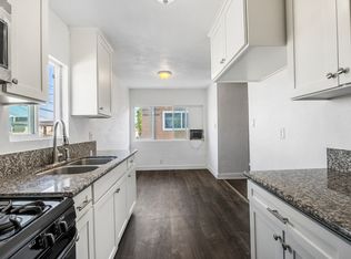 1267 W 87th St #4, Los Angeles, CA 90044