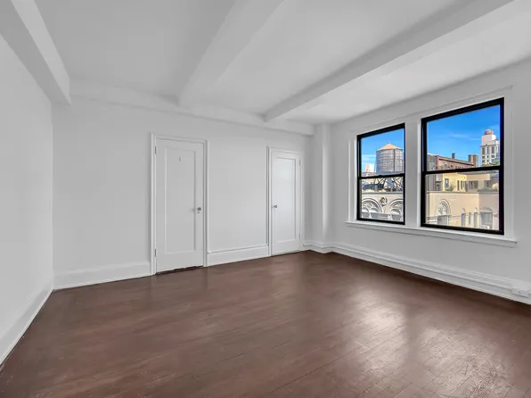 327 Central Park West image 13 of 24