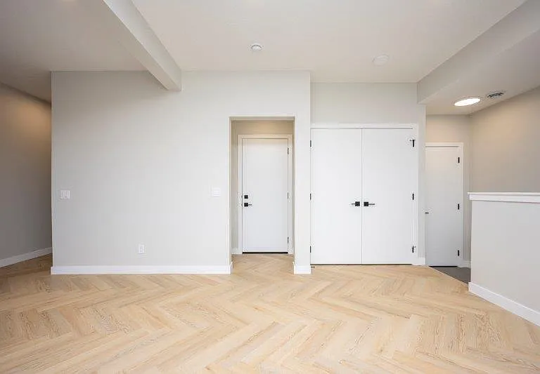 562 Seton Cir SE #305 — Photo 34