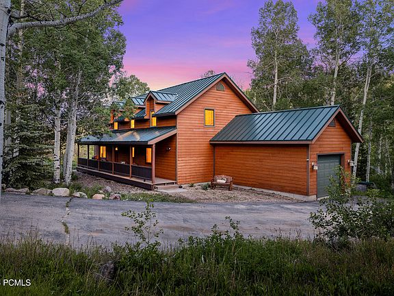 3rd image of 2085 S Pine Meadow Dr