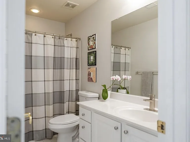 4658 Hummingbird Ln — Photo 35