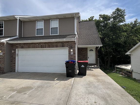 2nd image of 509 Zoll St #B