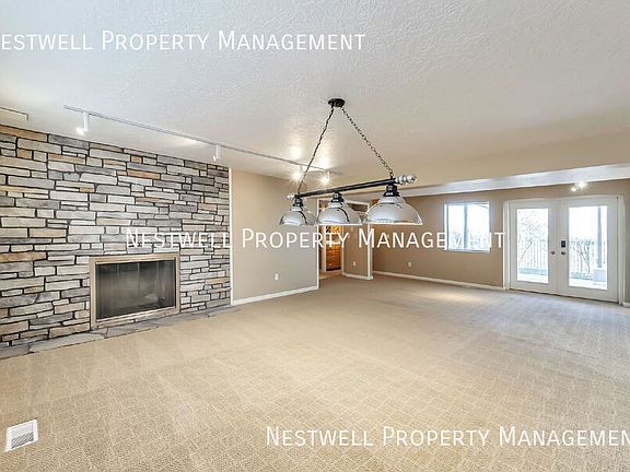 4th image of 8784 S Hidden Oak Dr
