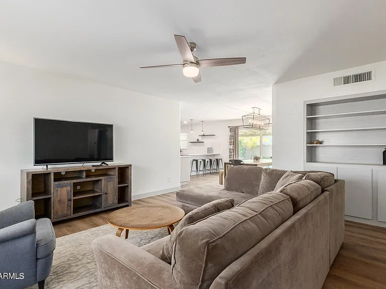 8419 E Granada Rd — Photo 4