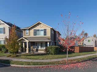 933 Panorama Rdg, Mount Vernon, WA 98273