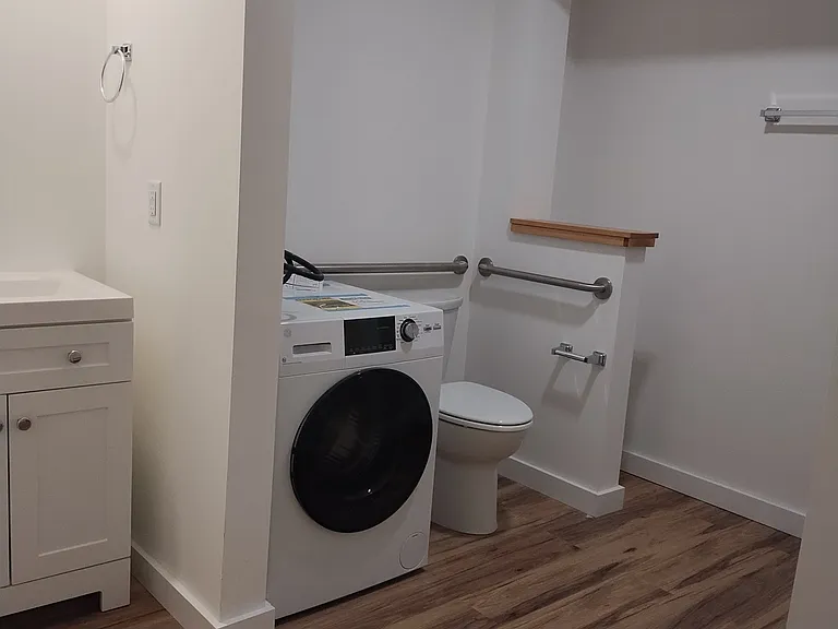 101 Main St #3 — Photo 7