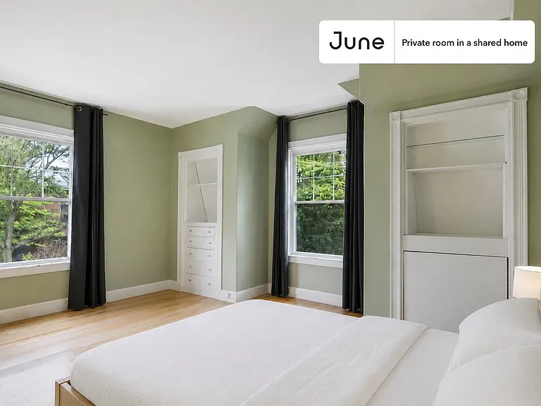 19 Putnam Ave #B — Photo 1