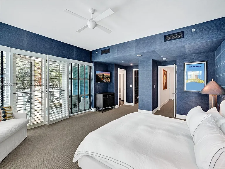 6103 Aqua Ave #107 — Photo 22