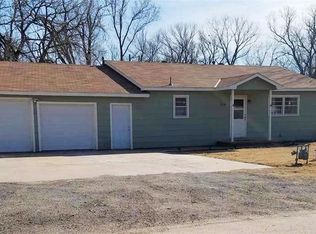 8114 S Bernice Ave, Haysville, KS 67060
