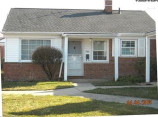 300 Buckner Dr #208, Euclid, OH 44123