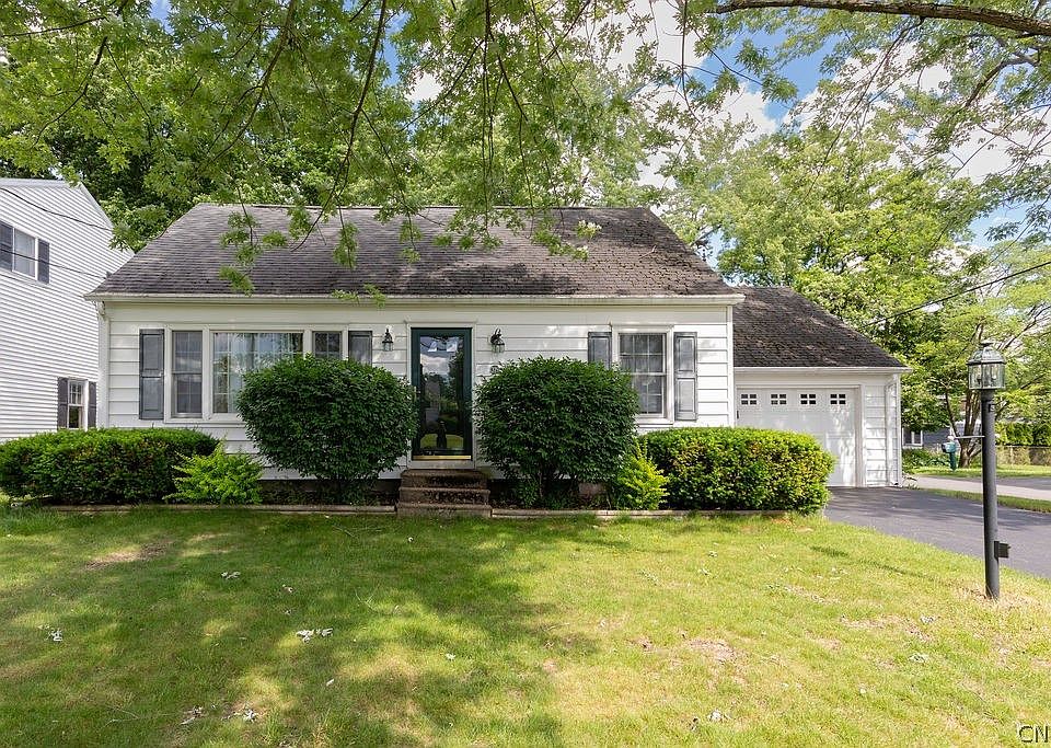 1st image of 329 Sunset Dr