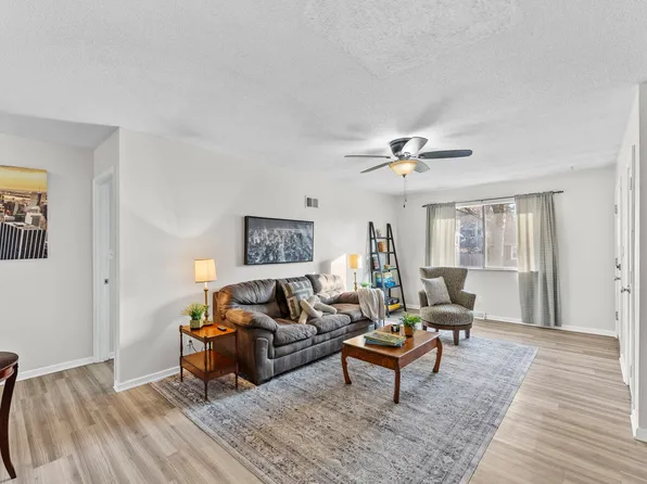 4600 Wyoming St #3, Kansas City, MO 64112