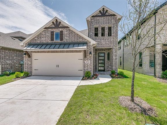 2nd image of 2721 Woodland Ct