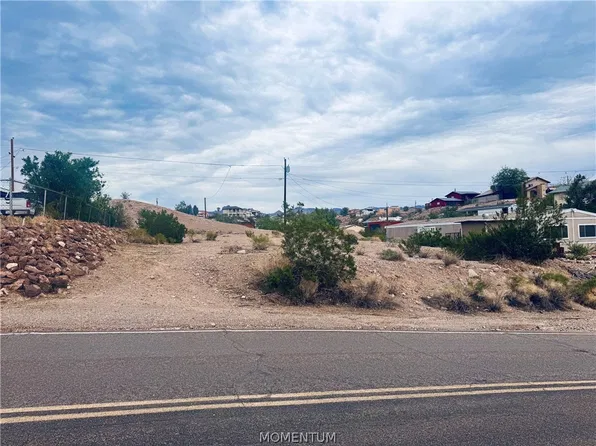 640 Oak Avenue, Bullhead City, AZ 86429