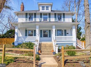 3113 N Pershing Dr, Arlington, VA 22201