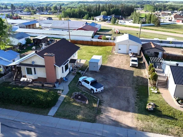 4722 48th Ave, Brazeau County, AB T0E 1Z0