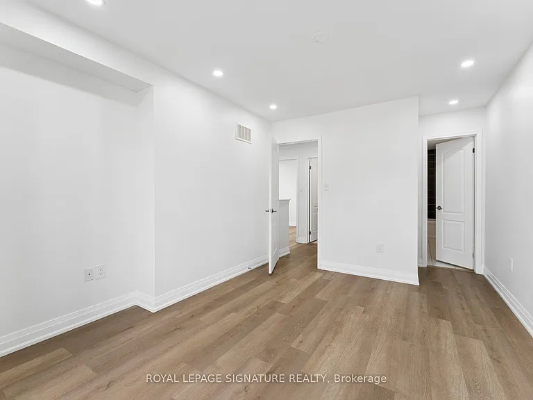 122 Baycliffe Cres — Photo 27