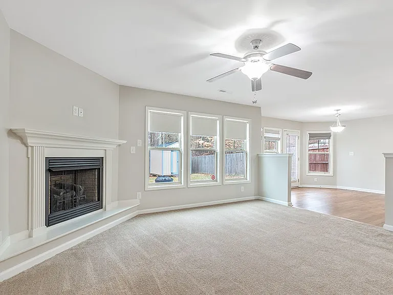 630 Flaherty Ave — Photo 4