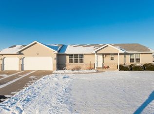 W5560 Amy Ave, APPLETON, WI 54915