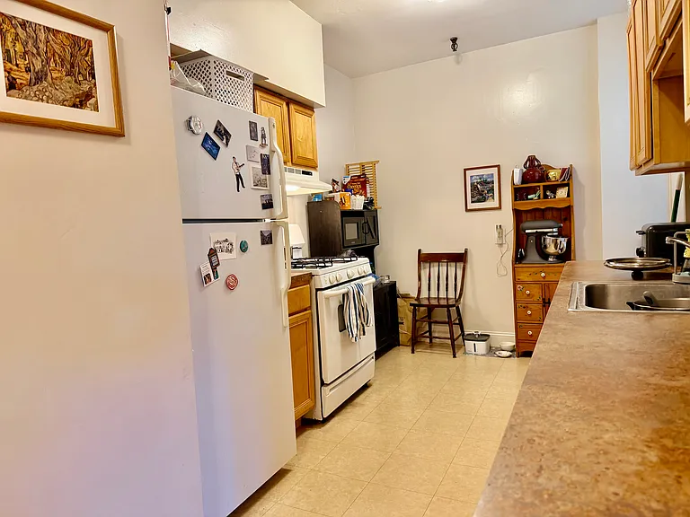 2003 Commonwealth Ave #18 — Photo 3