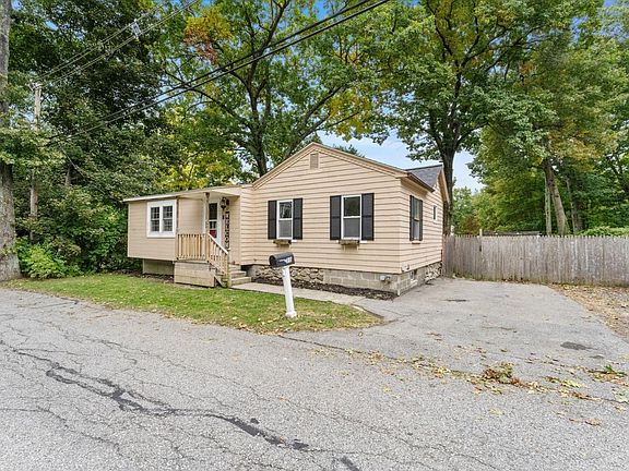 2nd image of 11 Wheelock Rd