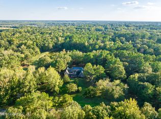 12965 Whispering Pines Dr, Olive Branch, MS 38654