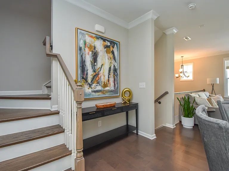 612 Tudor Park Way — Photo 11