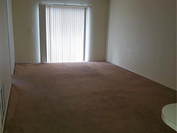 5th image of 4790 S Cleveland Ave APT 1303