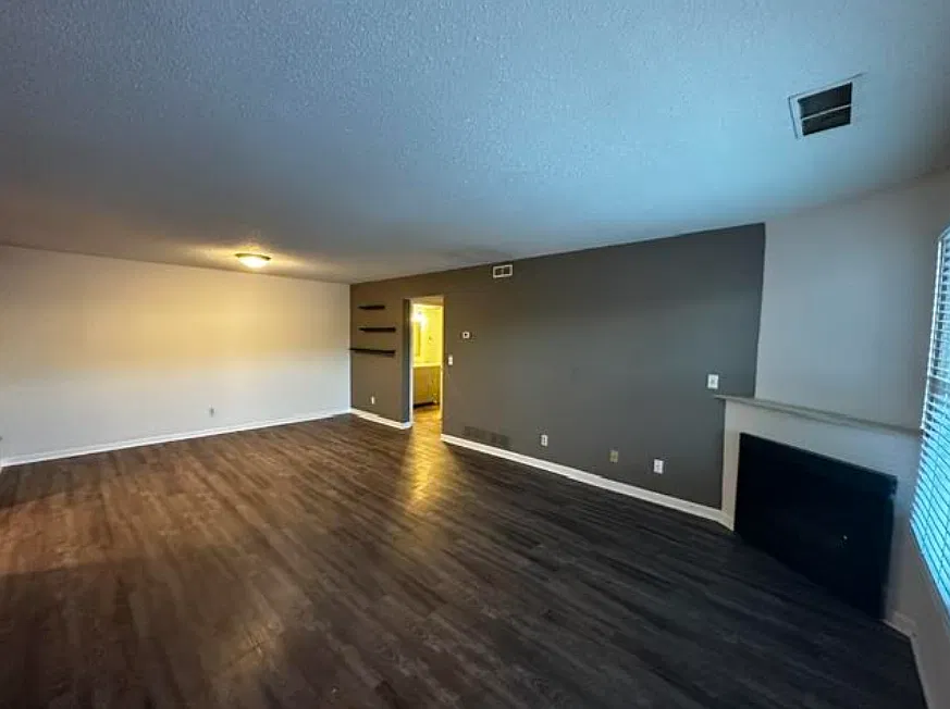 125 Fieldcrest St — Photo 4