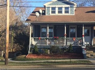 692 Hawk Ave, Phillipsburg, NJ 08865