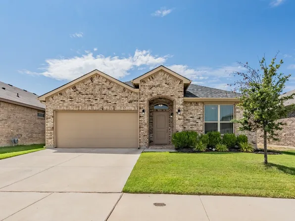 1100 Cushing Dr, Fort Worth, TX 76177