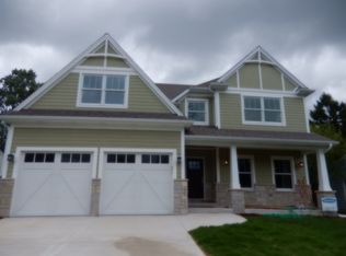 1717 N Ridge Ave, Arlington Heights, IL 60004