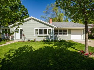 5901 Queen Ave S, Minneapolis, MN 55410