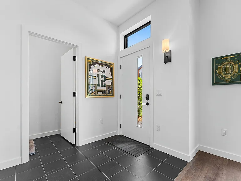 1071 Brookwood Dr — Photo 31