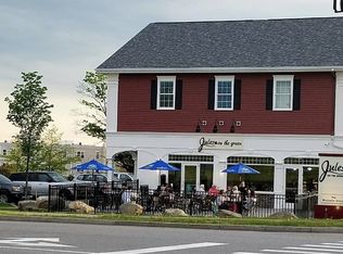 1 Commonwealth Ave #1, Essex Junction, VT 05452