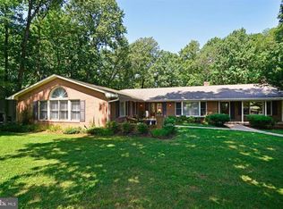 1700 Besley Rd, Vienna, VA 22182