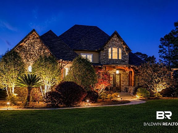 4th image of 31836 Meade Ct