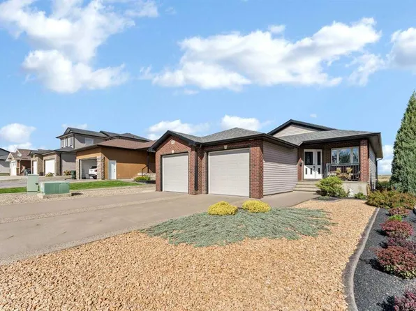 123 S Terrace Vw NE, Medicine Hat, AB T1C 0A2