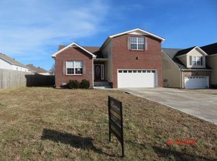1563 Tylertown Rd, Clarksville, TN 37040